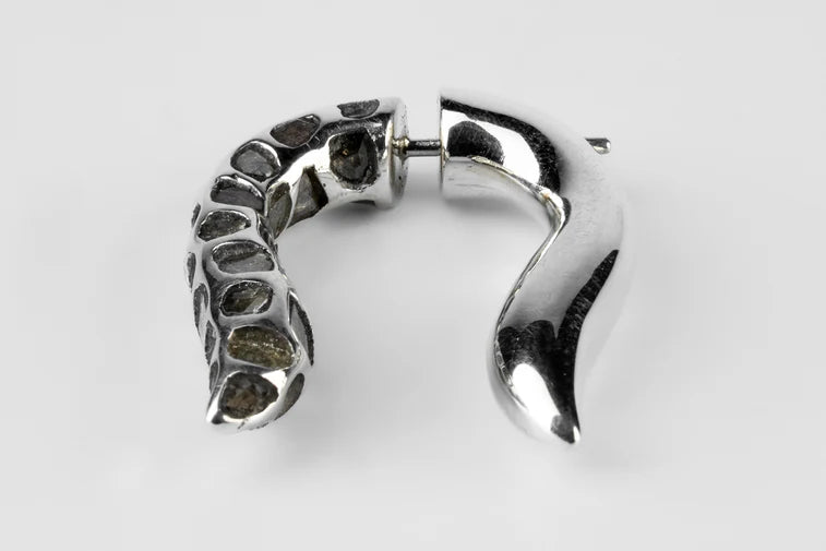 Hathor Half Mega Pavé Earring