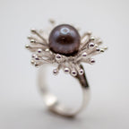 Anemona Pearl Ring