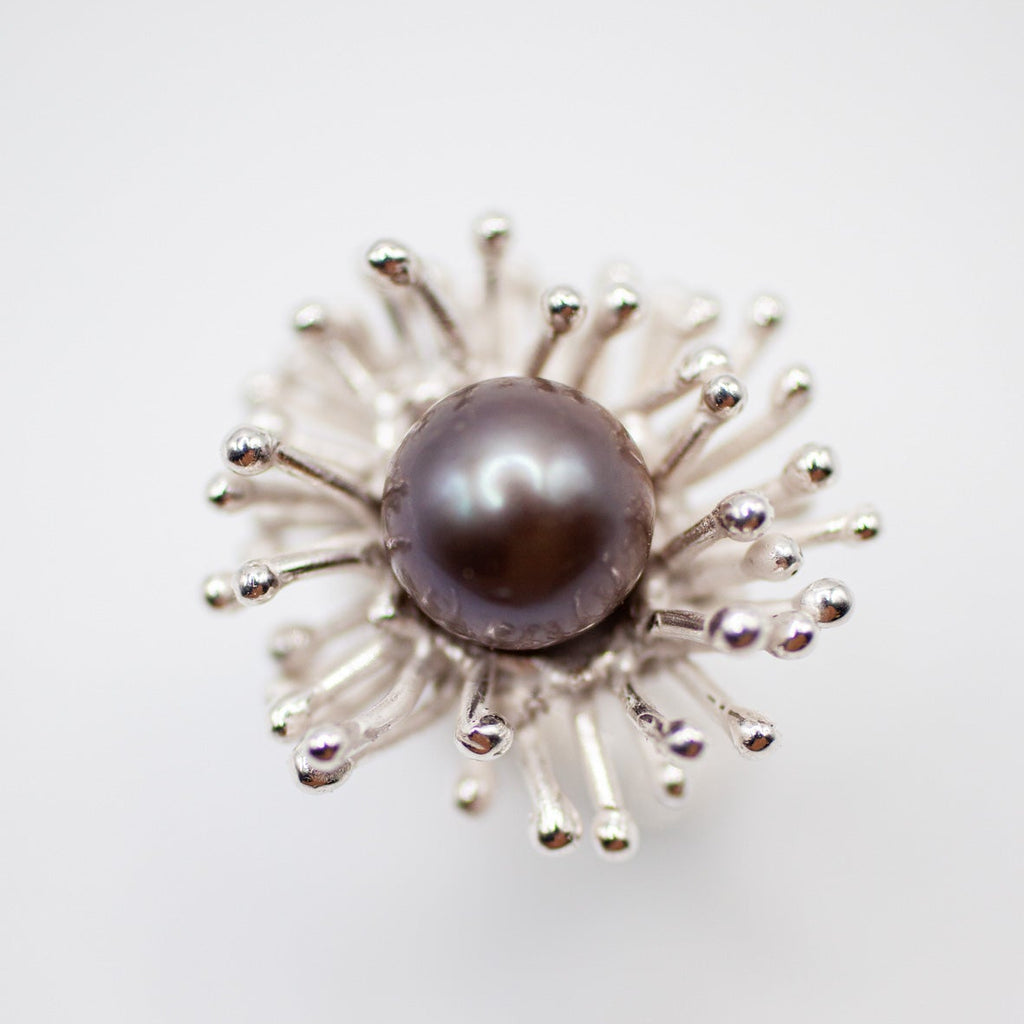 Anemona Pearl Ring