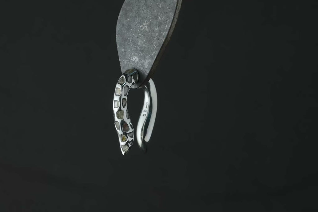 Hathor Half Mega Pavé Earring